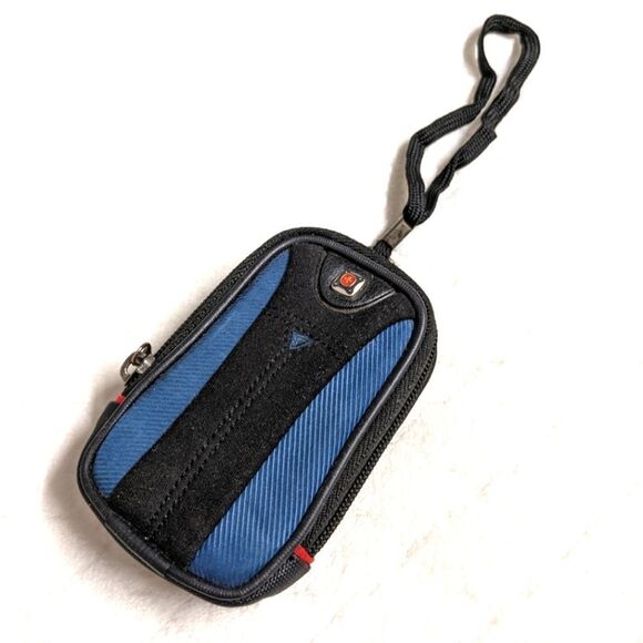 NWOT Swiss Army/SwissGear Zip Around Wallet w/ Wrist Lanyard - Picture 3 of 10